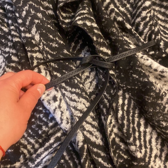 Stylish Cardigan, soft wool/cotton fabric fits size Small- Medium - Picture 3 of 6